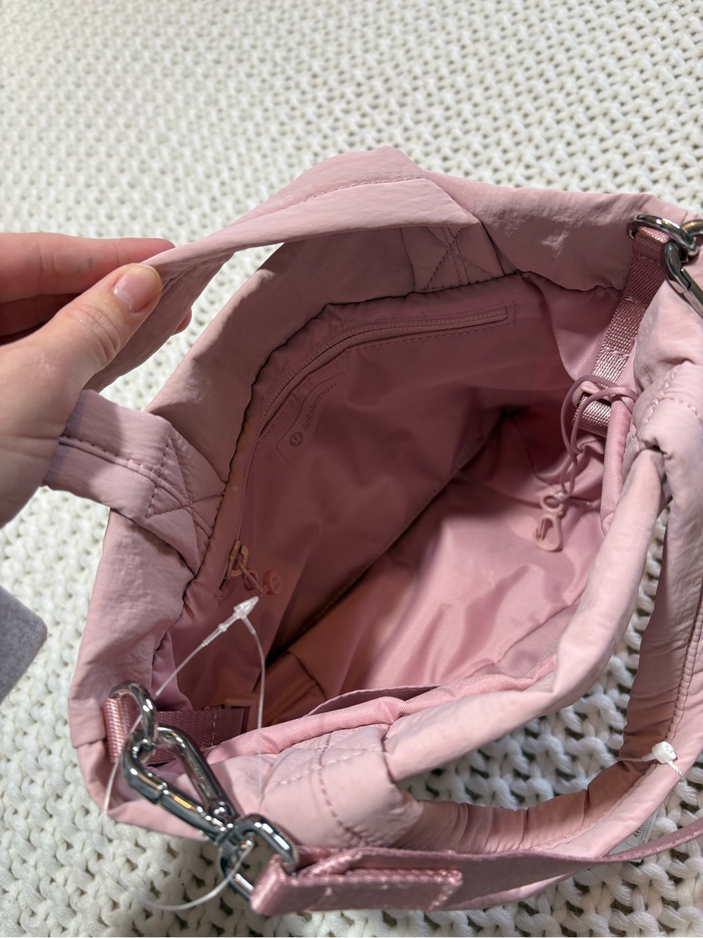 NWT lululemon on my level small tote in pink haze - Picture 10 of 13